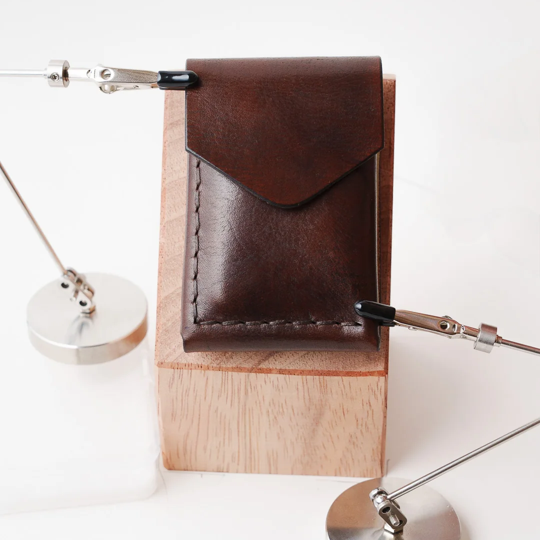 Minimalist Vertical Wallet