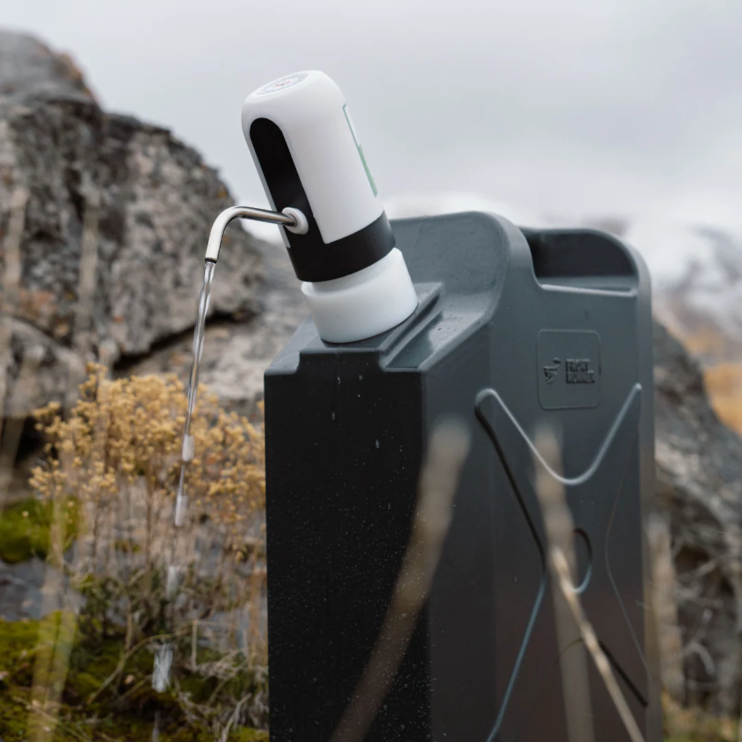 Portable Electric Water Pump ā Rechargeable Pump Without Adapter Kit