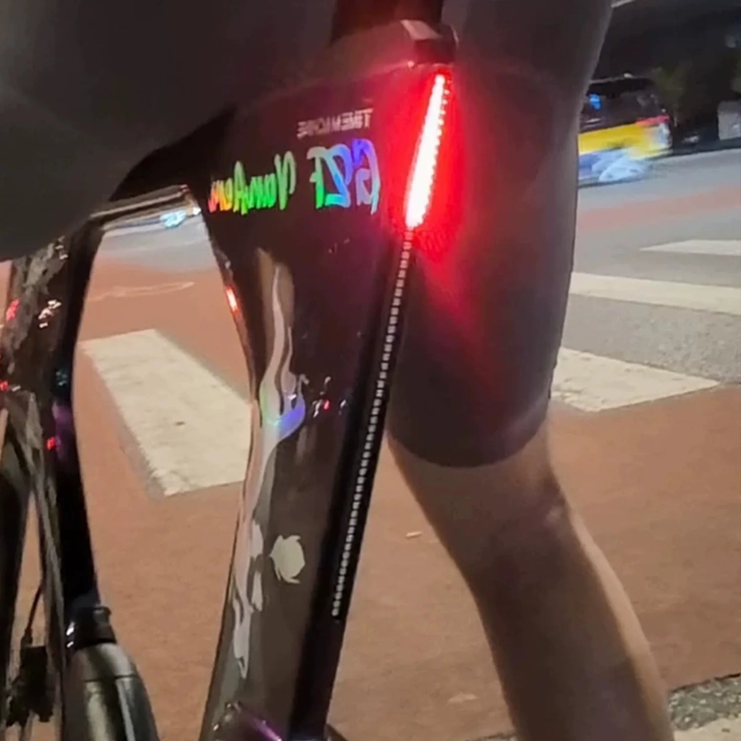 New Road Bike Seat Post Water Drop Tail Light | Long Battery Life