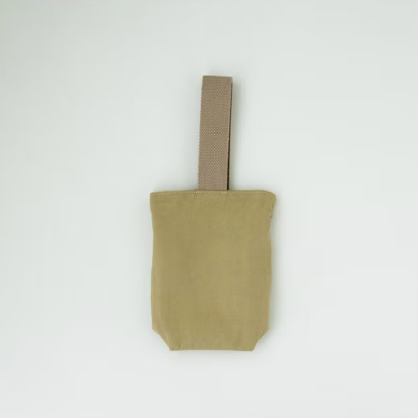 Insulated canvas beverage bag