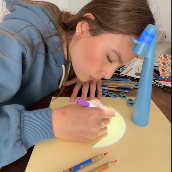 Rechargeable Projector Lamp for Drawing | Creative Kids’ Learning