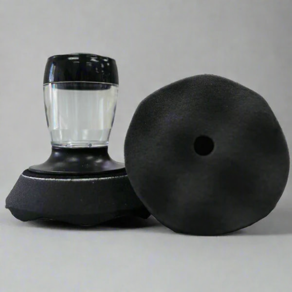 All-in-One Tire Shine Applicator – For Tires, Trim, and Leather