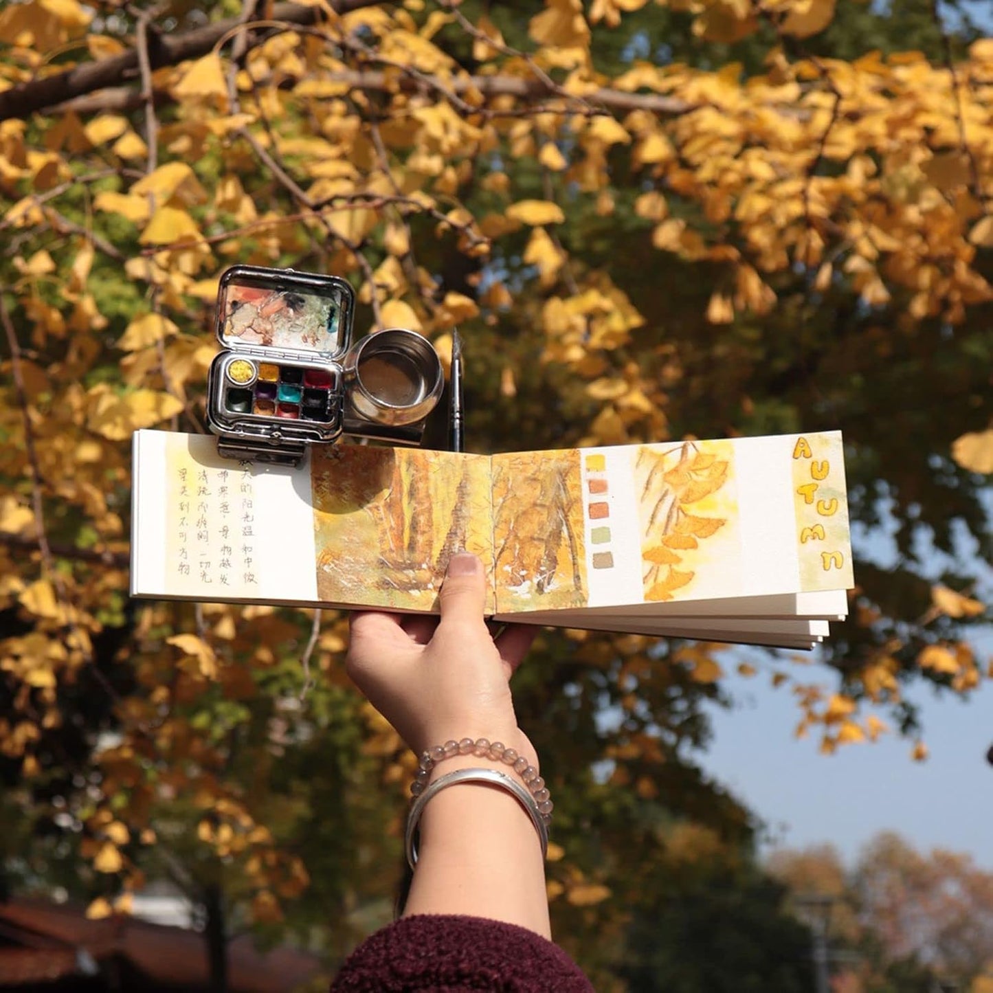 Portable Mini Watercolor Set – Compact Travel Palette with Magnetic Clip and Oil Tank