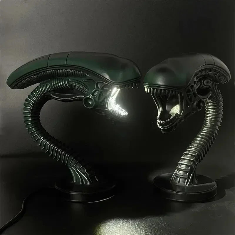 Xenomorph Alien Desk Lamp — Sci‑Fi Themed LED Decorative Ambient Light