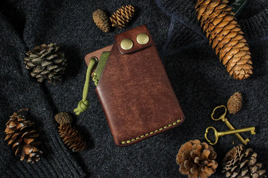 Minimalist genuine leather wallet, full-grain Italian leather