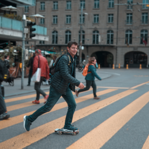 Foldable Mini-Skate – Effortless Urban Freedom
