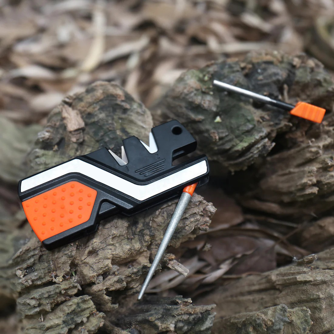 6-in-1 Knife Sharpener & Survival Tool – Multi-Functional Outdoor Companion